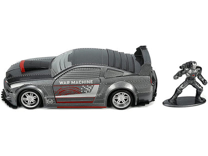 1:32 2006 Ford Mustang GT War Machine Diecast