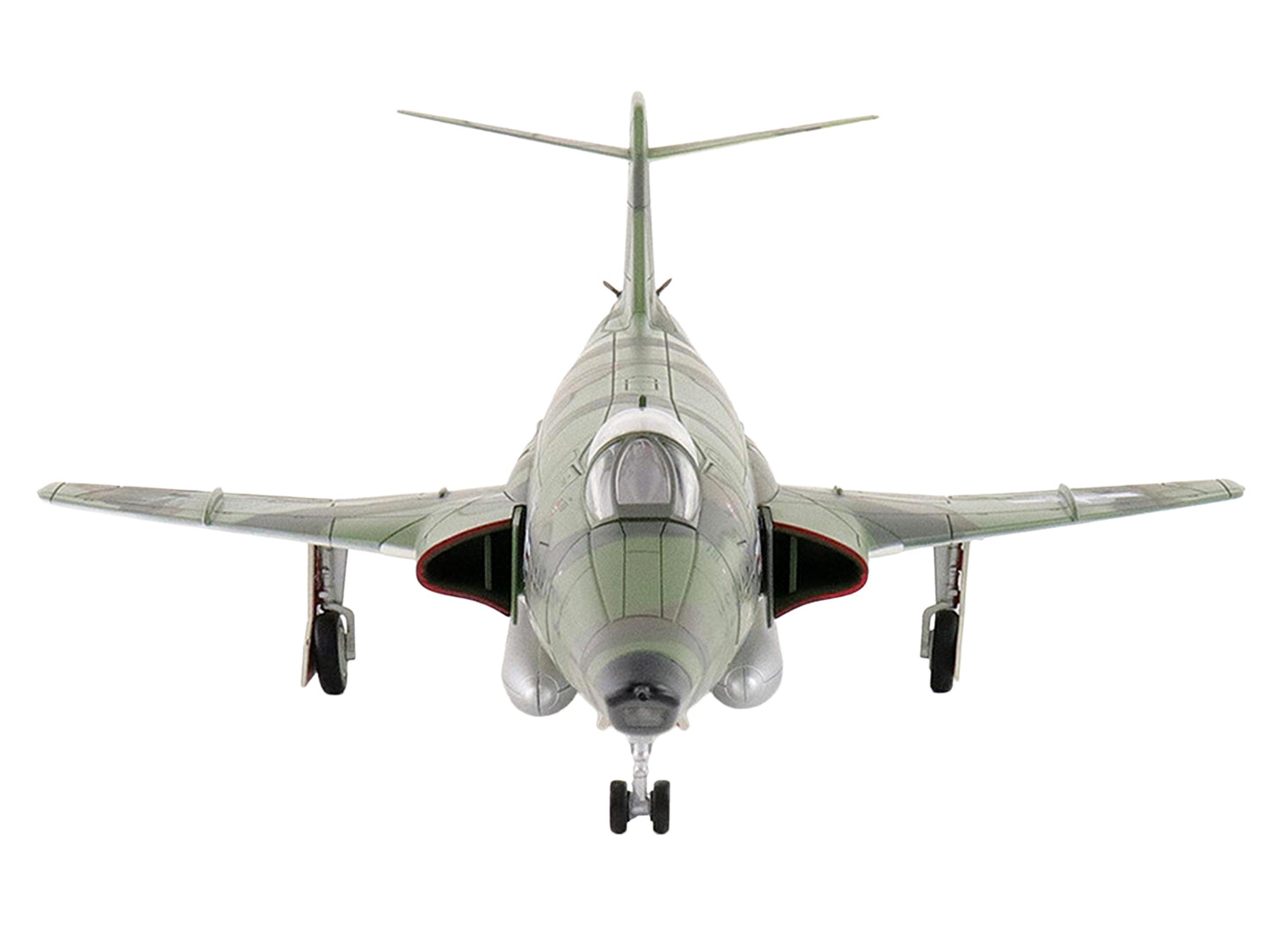McDonnell RF-101A Voodoo Fighter Aircraft "54-1512 363rd Tactical Reconnaissance Wing Udorn Royal Thai Air Force Base" (1965) United States Air Force "Air Power Series" 1/72 Diecast Model by Hobby Master